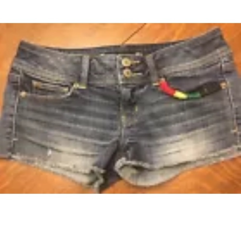 American Eagle Frayed Jamaican Reggae Festival 2
